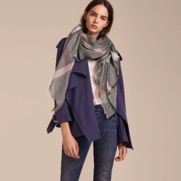 Burberry Plaid Patterned Scarf - Gray and Pink - Picture 2 of 9